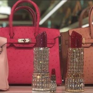 Meet your Posher, Lux